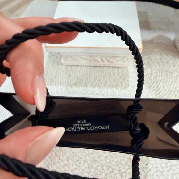 CHANEL Beaute White Mirror Duo with black dust bag and CHANEL Gift bag - Picture 6 of 8